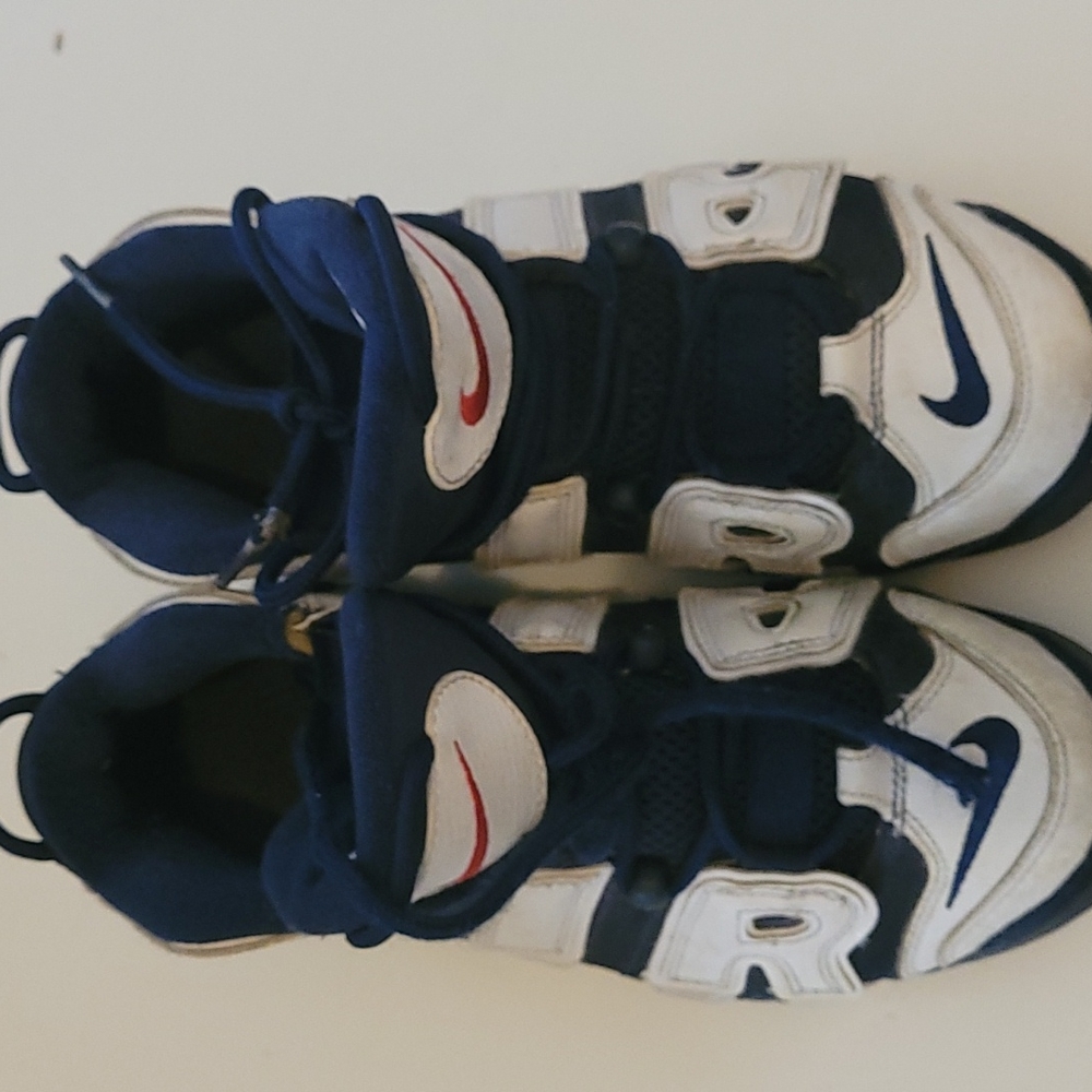 Nike Air Gym Shoes size 5.5
